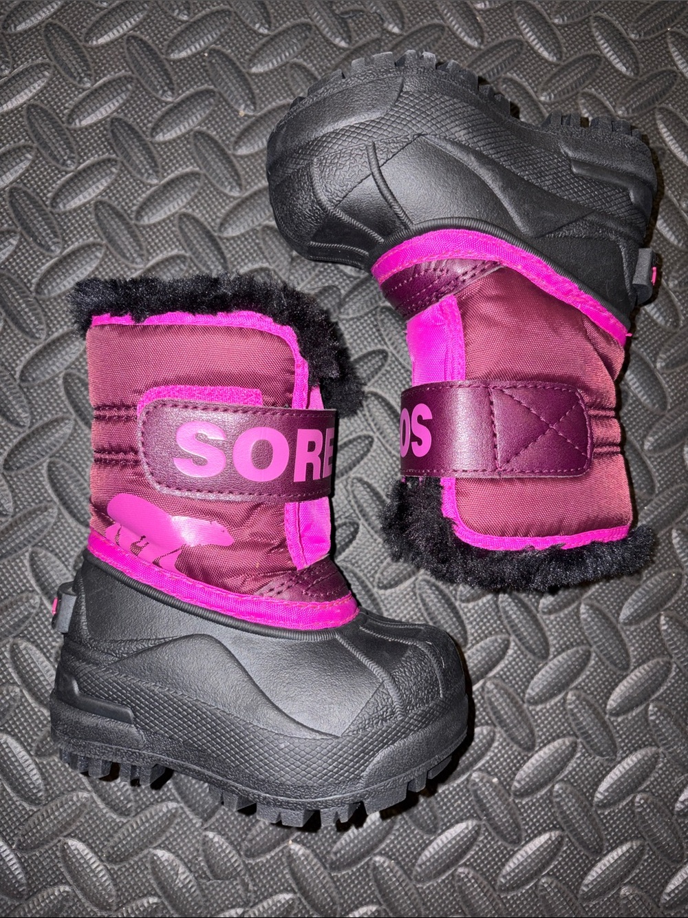 Sorel Kids Winter Boots size 4